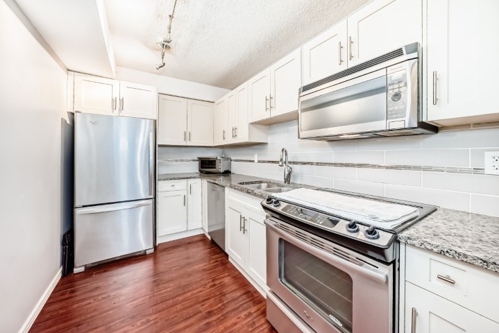 4104 - 315 Southampton Dr SW, Calgary, 1 Bedroom Bedrooms, 0 ,1 BathroomBathrooms,Condos/Townhouses,For Rent,4104 - 315 Southampton Dr SW,0,3379