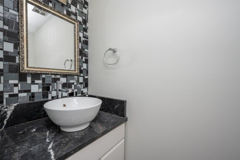 212 Georgian Villas Northeast, Calgary, 3 Bedrooms Bedrooms, 0 ,2 BathroomsBathrooms,Condos/Townhouses,For Rent,Georgian Villas,212 Georgian Villas Northeast,0,3380