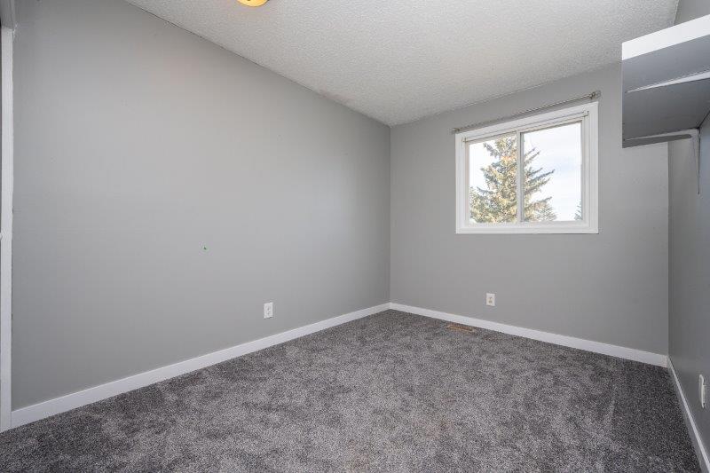 212 Georgian Villas Northeast, Calgary, 3 Bedrooms Bedrooms, 0 ,2 BathroomsBathrooms,Condos/Townhouses,For Rent,Georgian Villas,212 Georgian Villas Northeast,0,3380