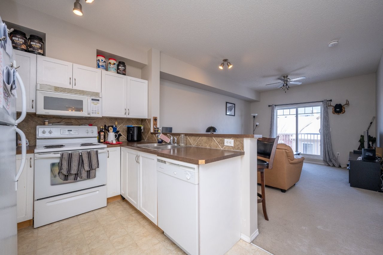 8303, 70 Panamount Dr NW, Calgary, 1 Bedroom Bedrooms, 0 ,0,Condos/Townhouses,For Rent,Panamount Place,8303, 70 Panamount Dr NW ,0,3381