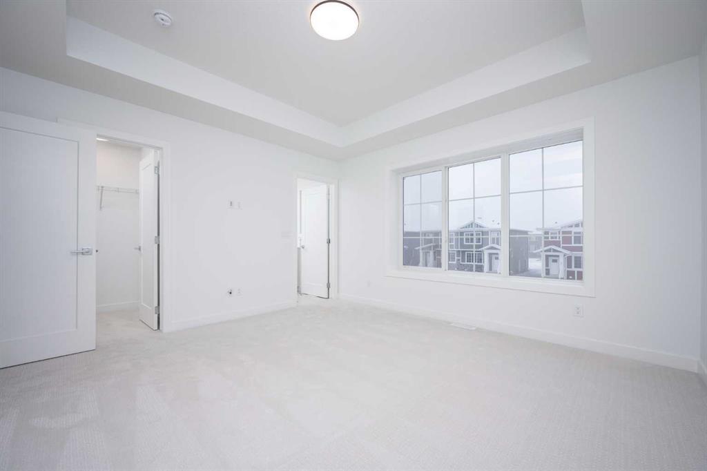 1020 West Lakeview Drive, Chestermere, 4 Bedrooms Bedrooms, 0 ,3 BathroomsBathrooms,Condos/Townhouses,For Sale,0,3384