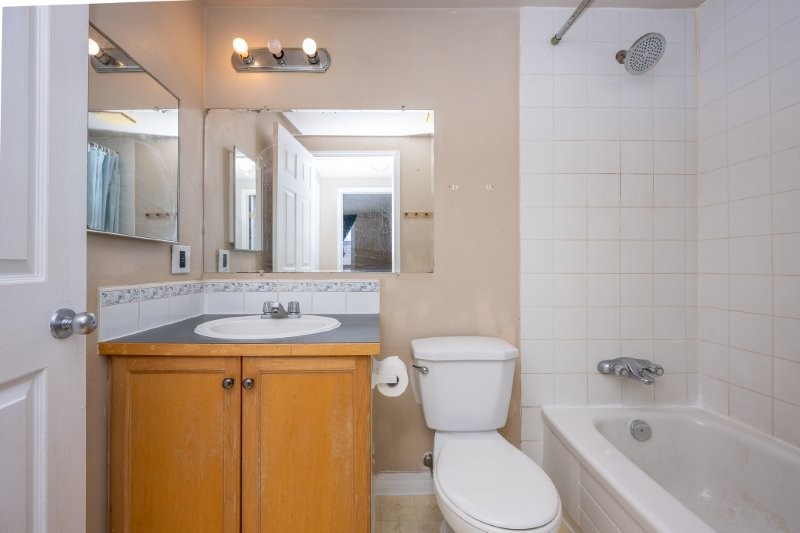 203, 6825 Centre Street NW, Calgary, 2 Bedrooms Bedrooms, 0 ,1 BathroomBathrooms,Condos/Townhouses,For Rent,Thorncliffe Mews,203, 6825 Centre Street NW,0,3387