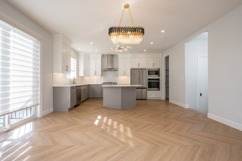 81 Yorkville Street SW, Calgary, 5 Bedrooms Bedrooms, 0 ,3 BathroomsBathrooms,Houses,For Rent,81 Yorkville Street SW,0,3394