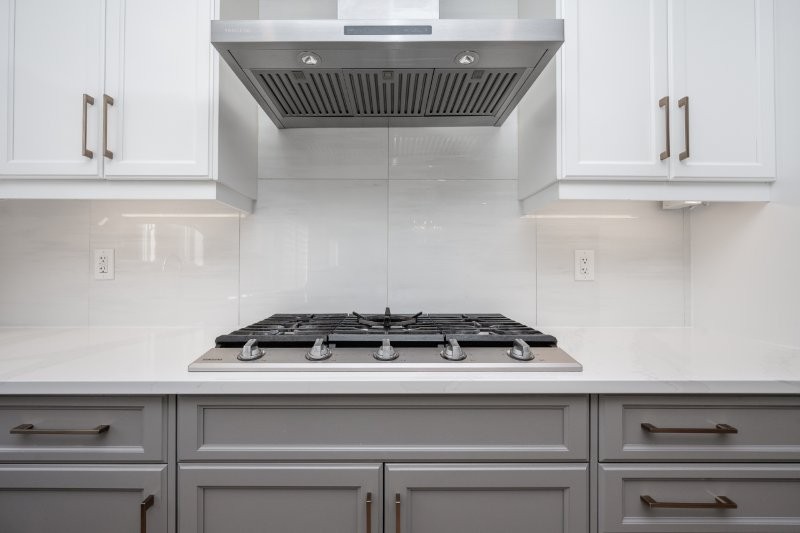 81 Yorkville Street SW, Calgary, 5 Bedrooms Bedrooms, 0 ,3 BathroomsBathrooms,Houses,For Rent,81 Yorkville Street SW,0,3394