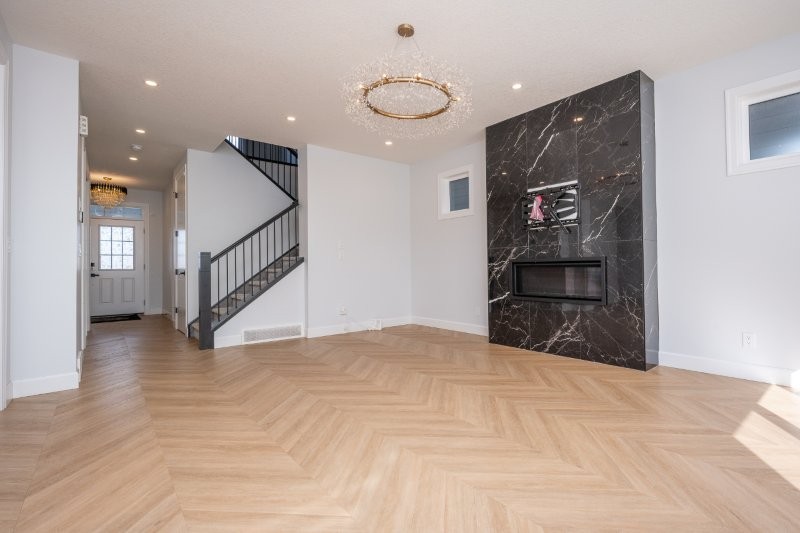 81 Yorkville Street SW, Calgary, 5 Bedrooms Bedrooms, 0 ,3 BathroomsBathrooms,Houses,For Rent,81 Yorkville Street SW,0,3394