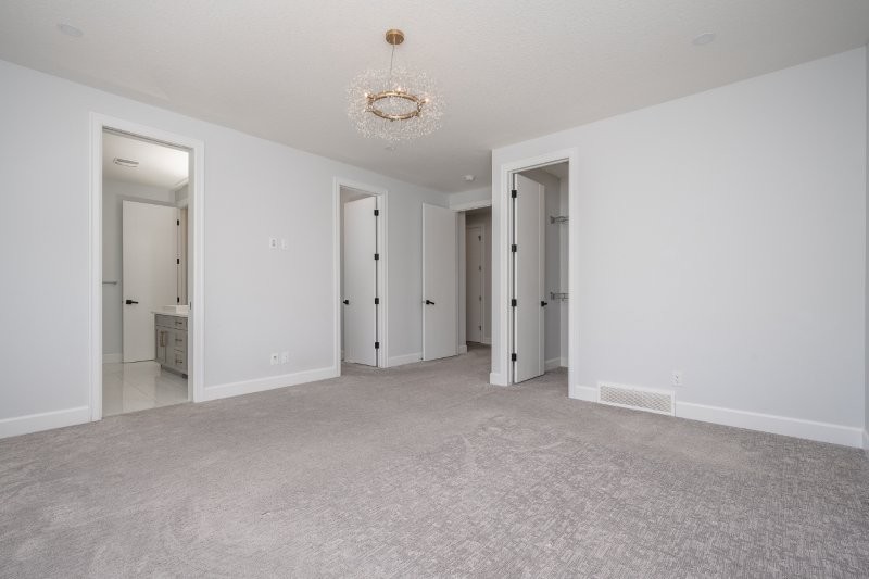 81 Yorkville Street SW, Calgary, 5 Bedrooms Bedrooms, 0 ,3 BathroomsBathrooms,Houses,For Rent,81 Yorkville Street SW,0,3394