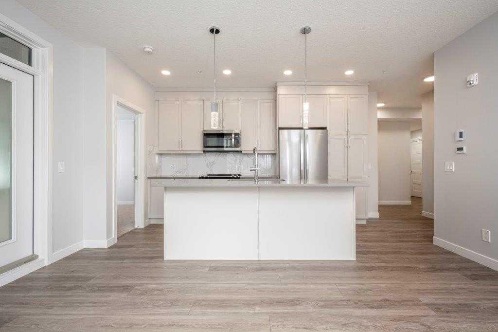 #3103, 80 Greenbriar Place NW, Calgary, 2 Bedrooms Bedrooms, 0 ,2 BathroomsBathrooms,Condos/Townhouses,For Sale,1,3395
