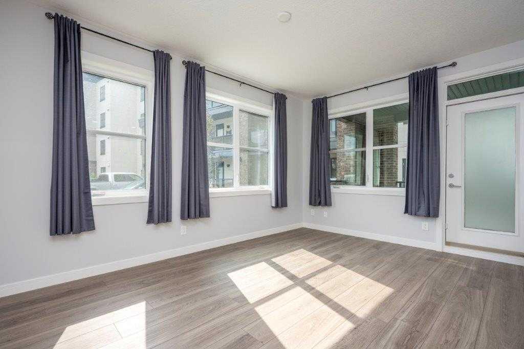 #3103, 80 Greenbriar Place NW, Calgary, 2 Bedrooms Bedrooms, 0 ,2 BathroomsBathrooms,Condos/Townhouses,For Sale,1,3395