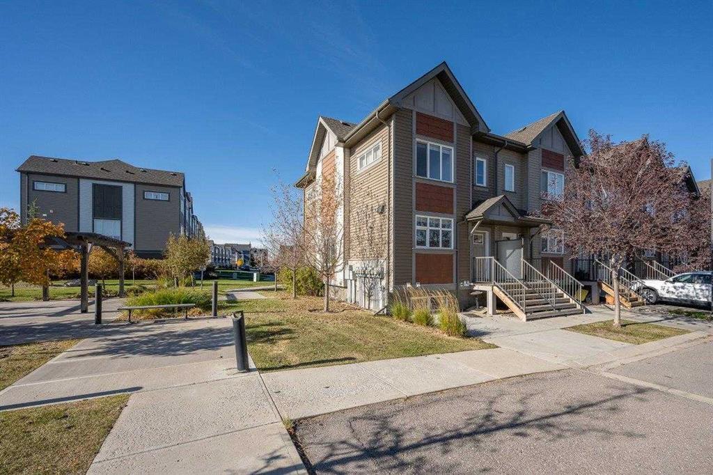 203 Copperstone Park SE, Calgary, 4 Bedrooms Bedrooms, 0 ,2 BathroomsBathrooms,Condos/Townhouses,For Sale,0,3397