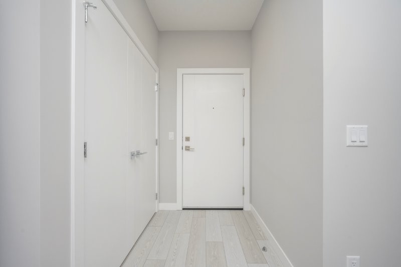 1317, 63 Corner Cres NE, Calgary, 2 Bedrooms Bedrooms, 0 ,1 BathroomBathrooms,Condos/Townhouses,For Rent,Myne,1317, 63 Corner Cres NE,0,3398