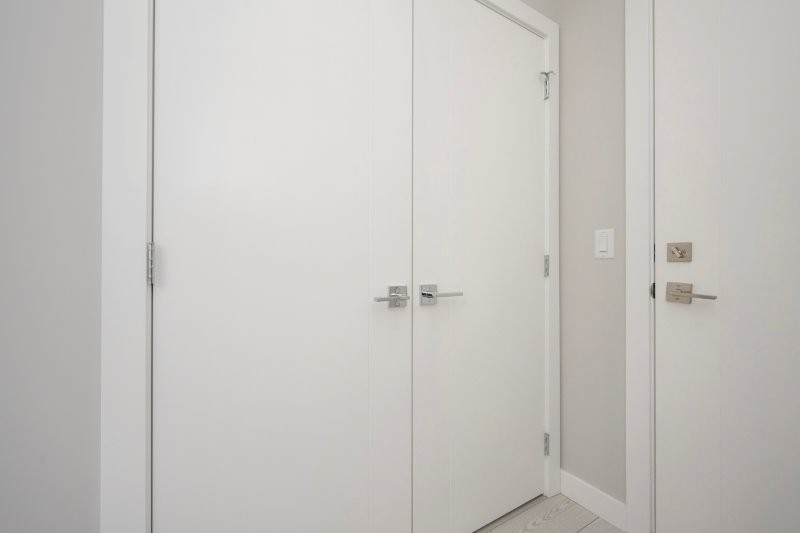 1317, 63 Corner Cres NE, Calgary, 2 Bedrooms Bedrooms, 0 ,1 BathroomBathrooms,Condos/Townhouses,For Rent,Myne,1317, 63 Corner Cres NE,0,3398