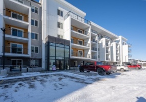 1317, 63 Corner Cres NE, Calgary, 2 Bedrooms Bedrooms, 0 ,1 BathroomBathrooms,Condos/Townhouses,For Rent,Myne,1317, 63 Corner Cres NE,0,3398