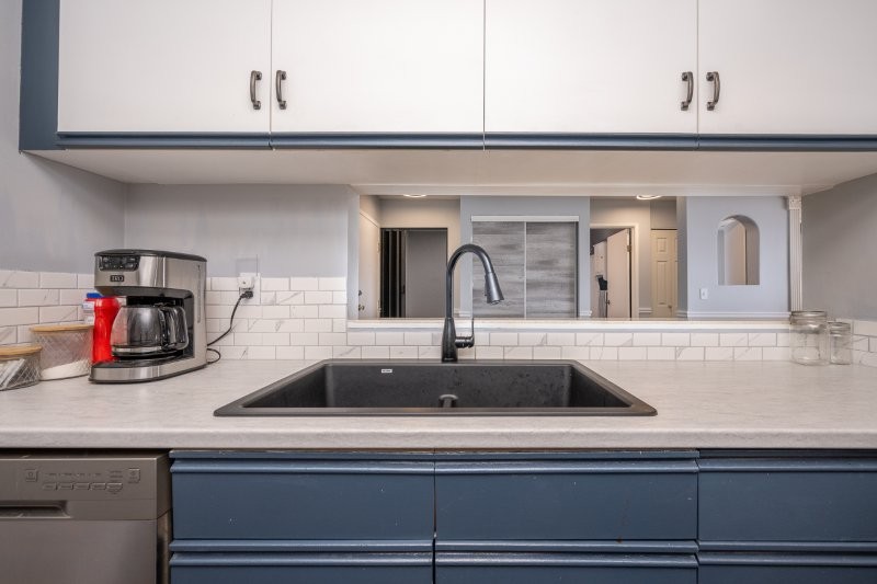 406, 11 Dover Point SE, Calgary, 2 Bedrooms Bedrooms, 0 ,2 BathroomsBathrooms,Condos/Townhouses,For Rent,Point of View,406, 11 Dover Point SE,0,3402