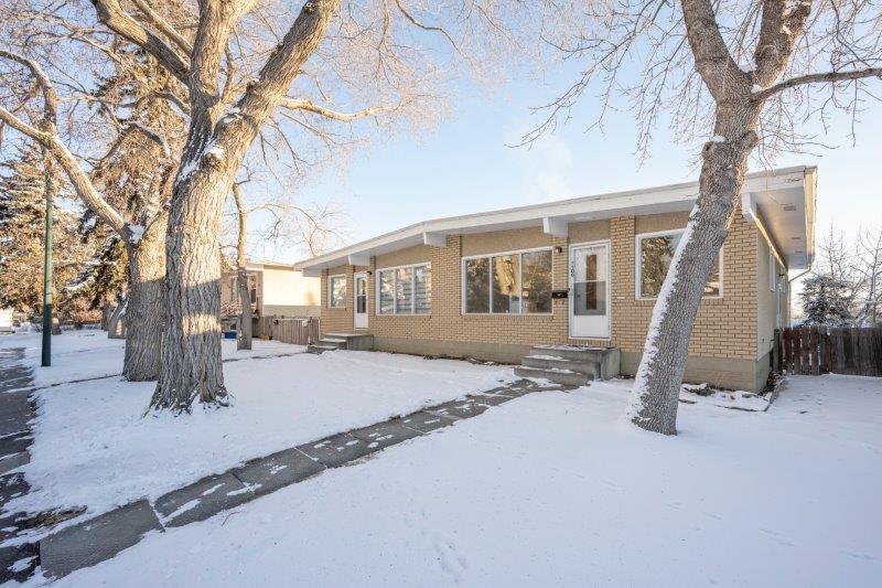 7108 Hunterville Rd NW (Main Floor), Calgary, 3 Bedrooms Bedrooms, 0 ,1 BathroomBathrooms,Houses,For Rent,7108 Hunterville Rd NW (Main Floor),0,3404