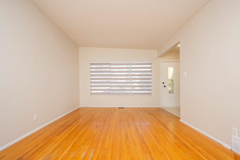 7108 Hunterville Rd NW (Main Floor), Calgary, 3 Bedrooms Bedrooms, 0 ,1 BathroomBathrooms,Houses,For Rent,7108 Hunterville Rd NW (Main Floor),0,3404