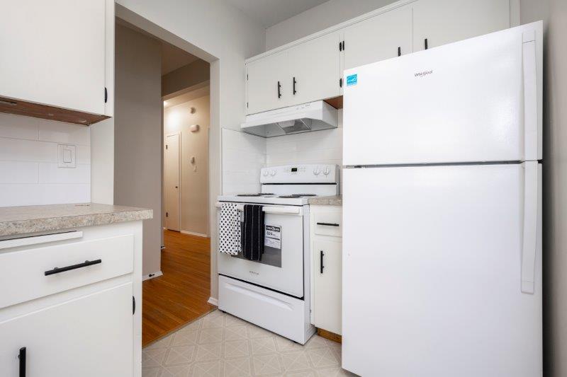 7108 Hunterville Rd NW (Main Floor), Calgary, 3 Bedrooms Bedrooms, 0 ,1 BathroomBathrooms,Houses,For Rent,7108 Hunterville Rd NW (Main Floor),0,3404