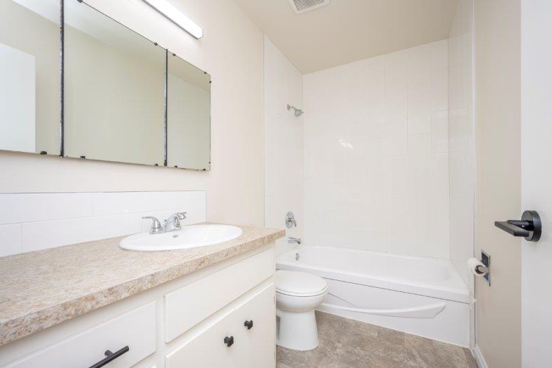 7108 Hunterville Rd NW (Main Floor), Calgary, 3 Bedrooms Bedrooms, 0 ,1 BathroomBathrooms,Houses,For Rent,7108 Hunterville Rd NW (Main Floor),0,3404