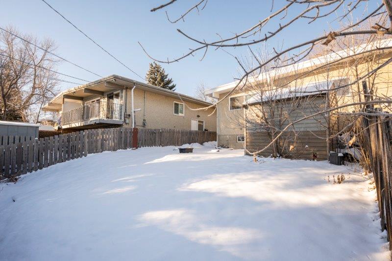 7108 Hunterville Rd NW (Main Floor), Calgary, 3 Bedrooms Bedrooms, 0 ,1 BathroomBathrooms,Houses,For Rent,7108 Hunterville Rd NW (Main Floor),0,3404