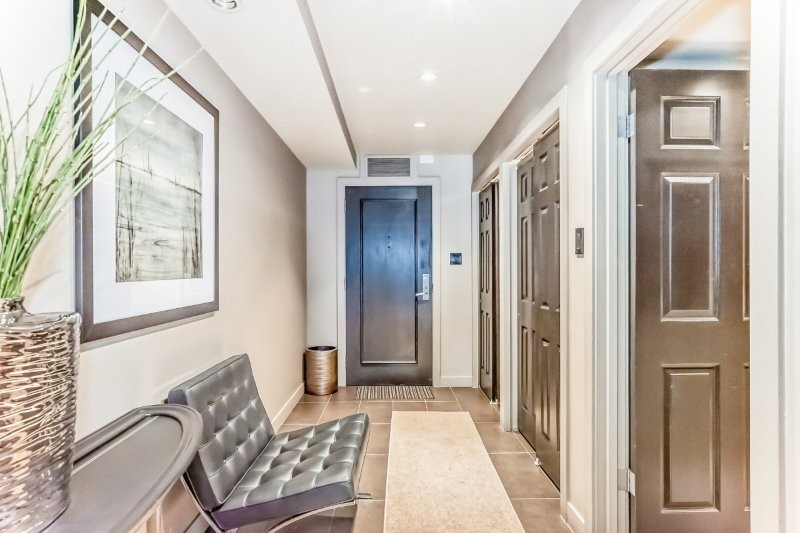 13 Avenue SW 720, Calgary, 3 Bedrooms Bedrooms, 0 ,2 BathroomsBathrooms,Condos/Townhouses,For Rent,The Estate,720,11,3409