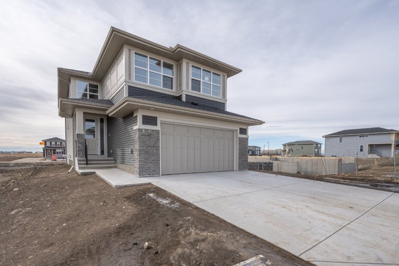 19 Chelsea Port Link, Chestermere, 4 Bedrooms Bedrooms, 0 ,2 BathroomsBathrooms,Houses,For Rent,19 Chelsea Port Link,0,3412