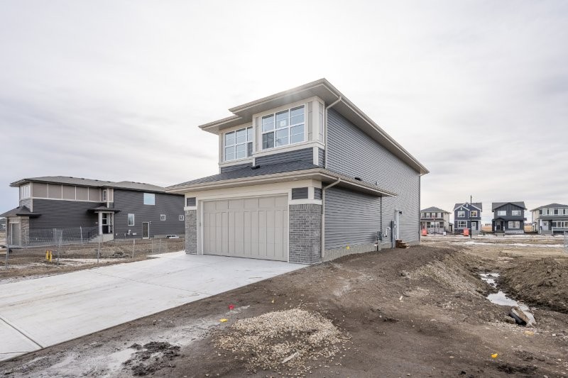 19 Chelsea Port Link, Chestermere, 4 Bedrooms Bedrooms, 0 ,2 BathroomsBathrooms,Houses,For Rent,19 Chelsea Port Link,0,3412
