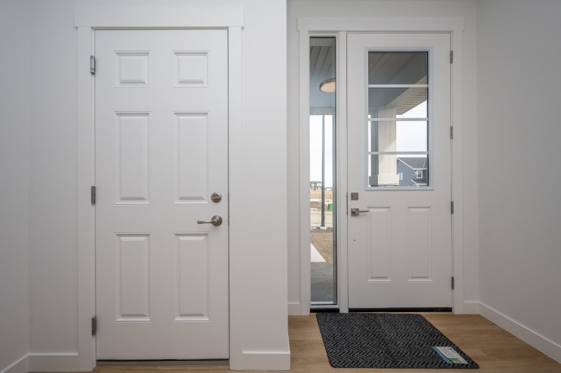 19 Chelsea Port Link, Chestermere, 4 Bedrooms Bedrooms, 0 ,2 BathroomsBathrooms,Houses,For Rent,19 Chelsea Port Link,0,3412