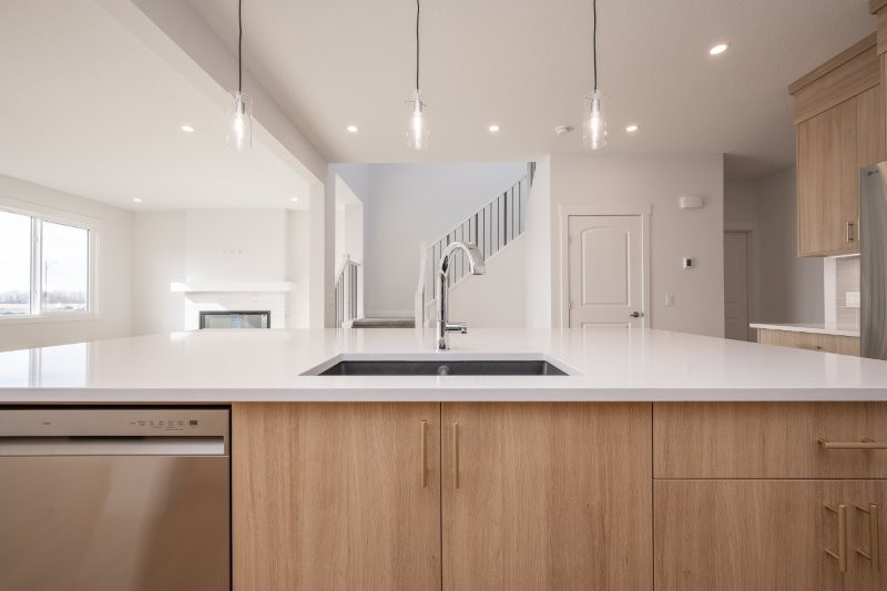 19 Chelsea Port Link, Chestermere, 4 Bedrooms Bedrooms, 0 ,2 BathroomsBathrooms,Houses,For Rent,19 Chelsea Port Link,0,3412