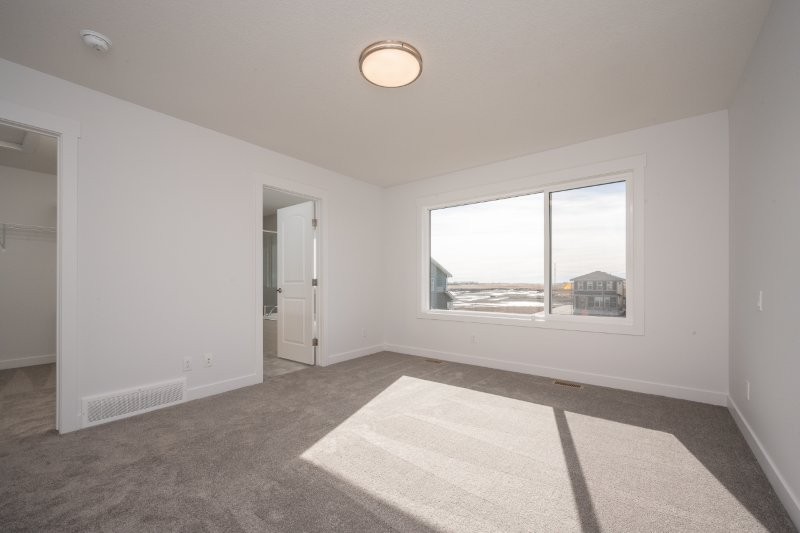 19 Chelsea Port Link, Chestermere, 4 Bedrooms Bedrooms, 0 ,2 BathroomsBathrooms,Houses,For Rent,19 Chelsea Port Link,0,3412