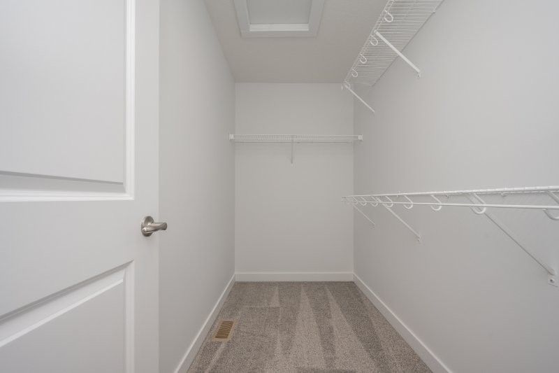 19 Chelsea Port Link, Chestermere, 4 Bedrooms Bedrooms, 0 ,2 BathroomsBathrooms,Houses,For Rent,19 Chelsea Port Link,0,3412