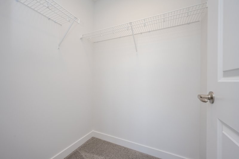 19 Chelsea Port Link, Chestermere, 4 Bedrooms Bedrooms, 0 ,2 BathroomsBathrooms,Houses,For Rent,19 Chelsea Port Link,0,3412