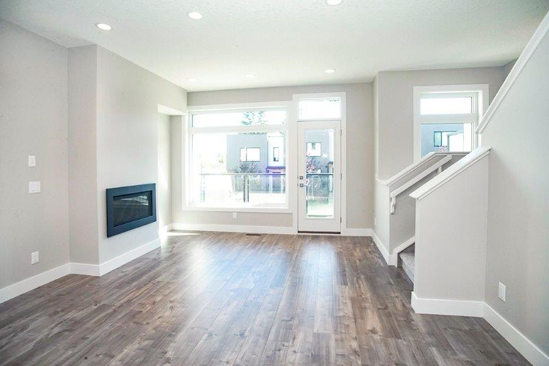 2925, 15 Street SW, Calgary, 3.5 Bedrooms Bedrooms, ,3.5 BathroomsBathrooms,Condos/Townhouses,For Rent,URBAN LOOP ,2925, 15 Street SW,1416