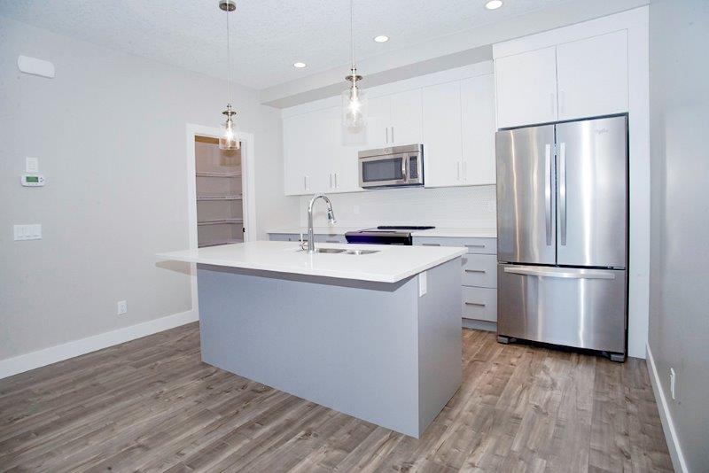 2925, 15 Street SW, Calgary, 3.5 Bedrooms Bedrooms, ,3.5 BathroomsBathrooms,Condos/Townhouses,For Rent,URBAN LOOP ,2925, 15 Street SW,1416