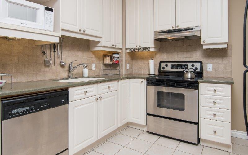 1, 536 56 Ave SW, Calgary, 2 Bedrooms Bedrooms, 0 ,1 BathroomBathrooms,Houses,For Rent,WINDSOR PARK,1, 536 56 Ave SW,0,1496