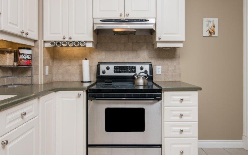 1, 536 56 Ave SW, Calgary, 2 Bedrooms Bedrooms, 0 ,1 BathroomBathrooms,Houses,For Rent,WINDSOR PARK,1, 536 56 Ave SW,0,1496