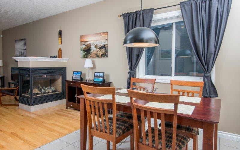 1, 536 56 Ave SW, Calgary, 2 Bedrooms Bedrooms, 0 ,1 BathroomBathrooms,Houses,For Rent,WINDSOR PARK,1, 536 56 Ave SW,0,1496