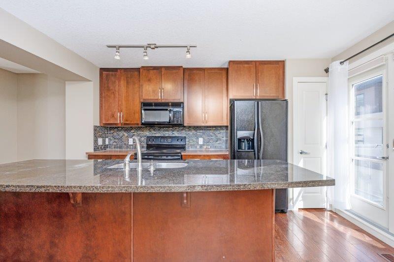 172 Aspen Hills Villas Southwest, Calgary, 2 Bedrooms Bedrooms, 0 ,2.5 BathroomsBathrooms,Condos/Townhouses,For Rent,Mosaic of Aspen Hills,172 Aspen Hills Villas Southwest,0,1607