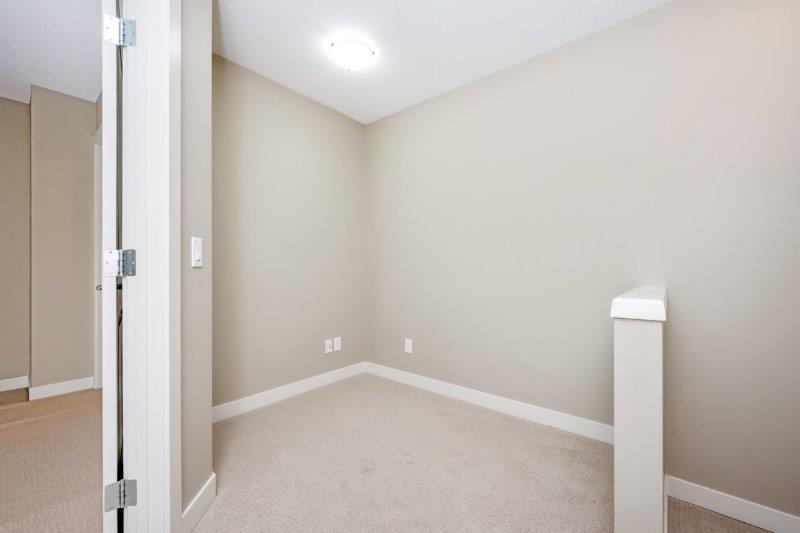 172 Aspen Hills Villas Southwest, Calgary, 2 Bedrooms Bedrooms, 0 ,2.5 BathroomsBathrooms,Condos/Townhouses,For Rent,Mosaic of Aspen Hills,172 Aspen Hills Villas Southwest,0,1607