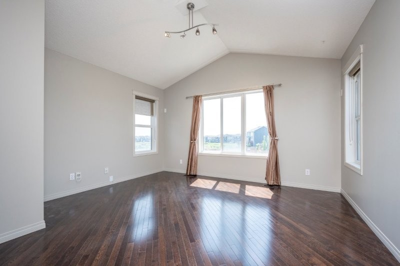 243 Silverado Plains Close SW, 3 Bedrooms Bedrooms, 0 ,2.5 BathroomsBathrooms,Houses,For Rent,243 Silverado Plains Close SW,0,1645