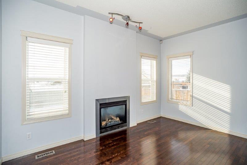 243 Silverado Plains Close SW, 3 Bedrooms Bedrooms, 0 ,2.5 BathroomsBathrooms,Houses,Rented,243 Silverado Plains Close SW,0,1645