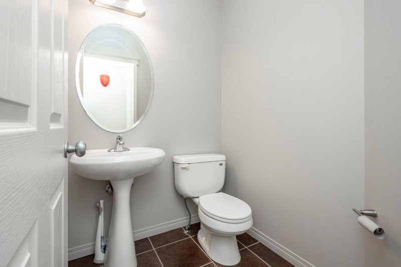 243 Silverado Plains Close SW, 3 Bedrooms Bedrooms, 0 ,2.5 BathroomsBathrooms,Houses,For Rent,243 Silverado Plains Close SW,0,1645