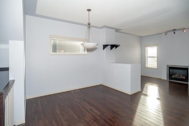 243 Silverado Plains Close SW, 3 Bedrooms Bedrooms, 0 ,2.5 BathroomsBathrooms,Houses,Rented,243 Silverado Plains Close SW,0,1645