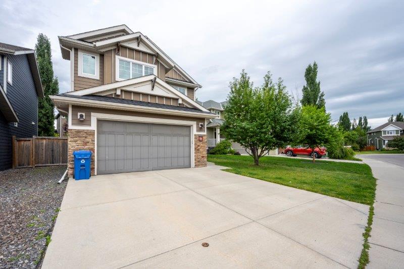 75 Auburn Sound Manor SE, Calgary, 4 Bedrooms Bedrooms, 0 ,2.5 BathroomsBathrooms,Houses,Rented,75 Auburn Sound Manor SE,0,1065