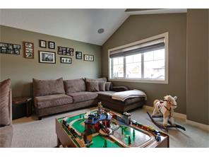 75 Auburn Sound Manor SE, Calgary, 4 Bedrooms Bedrooms, ,2.5 BathroomsBathrooms,Houses,Rented,75 Auburn Sound Manor SE,1065