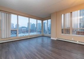 #602, 1053 10 ST SW, Calgary, 2 Bedrooms Bedrooms, ,2 BathroomsBathrooms,Condos/Townhouses,For Rent,VANTAGE POINTE, #602, 1053 10 ST SW,1686