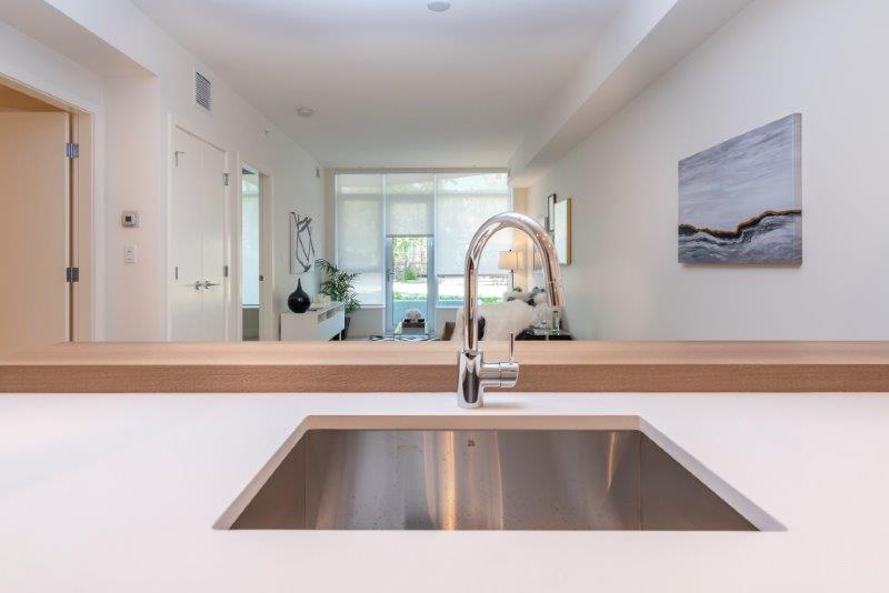 101, 108 2 ST SW, Calgary, 1.5 Bedrooms Bedrooms, ,1 BathroomBathrooms,Condos/Townhouses,For Rent,Waterfront Parkside West,101, 108 2 ST SW,1724