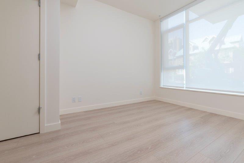 101, 108 2 ST SW, Calgary, 1.5 Bedrooms Bedrooms, ,1 BathroomBathrooms,Condos/Townhouses,For Rent,Waterfront Parkside West,101, 108 2 ST SW,1724