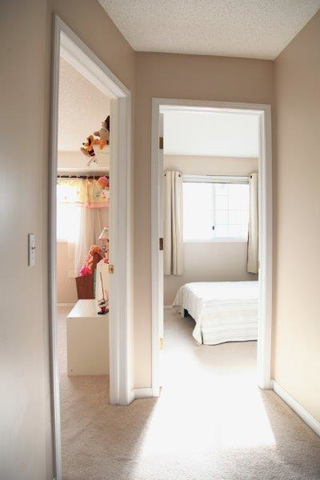 17 Kingsland Villas SW, Calgary, 3 Bedrooms Bedrooms, ,2.5 BathroomsBathrooms,Condos/Townhouses,Rented,Kingsland Villas,17 Kingsland Villas SW,1746