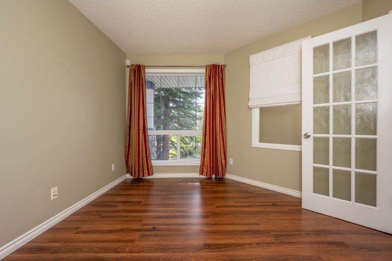 15 Panatella Lane NW, Calgary, 4.5 Bedrooms Bedrooms, ,3 BathroomsBathrooms,Houses,For Rent,15 Panatella Lane NW,1757