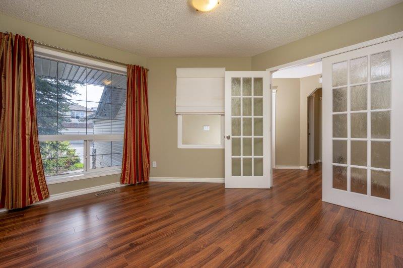 15 Panatella Lane NW, Calgary, 4.5 Bedrooms Bedrooms, ,3 BathroomsBathrooms,Houses,For Rent,15 Panatella Lane NW,1757