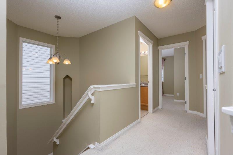 15 Panatella Lane NW, Calgary, 4.5 Bedrooms Bedrooms, ,3 BathroomsBathrooms,Houses,For Rent,15 Panatella Lane NW,1757